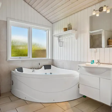 Beautiful In With House Sea View Ferienhaus