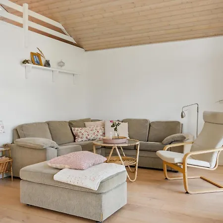 Ferienhaus Beautiful In With House Sea View
