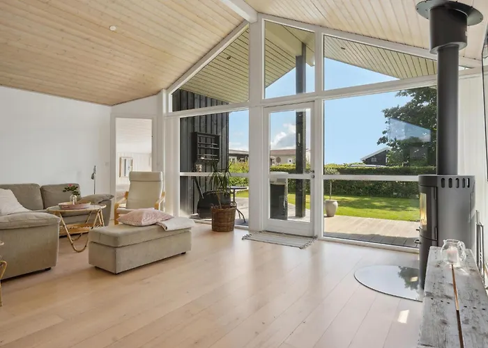 Feriehus Stunning In *