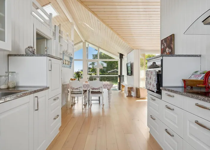 Feriehus Stunning In