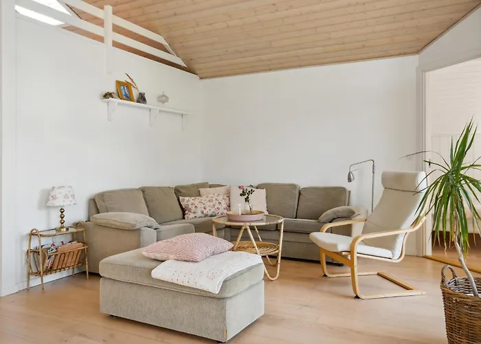 Feriehus Stunning In